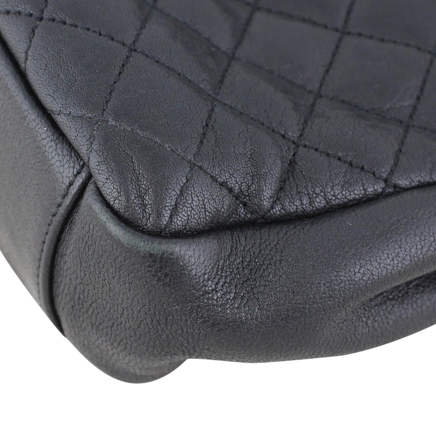 Saint Laurent Classic Medium Tri-Quilt Soft Envelope
