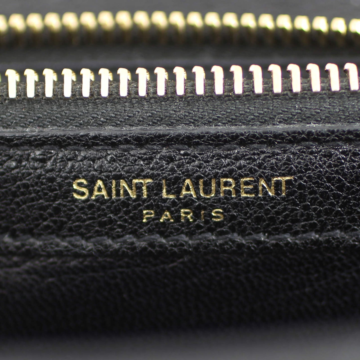 Saint Laurent College Medium
