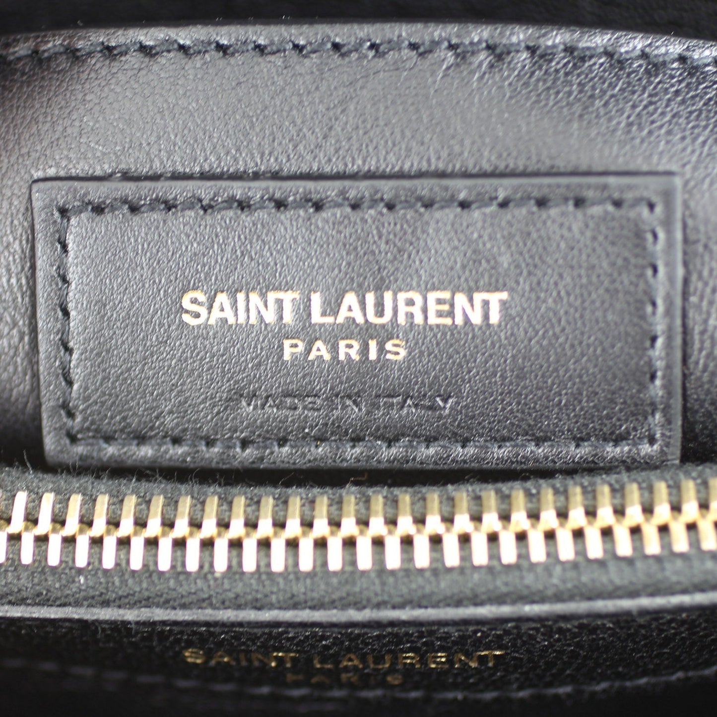 Saint Laurent College Medium