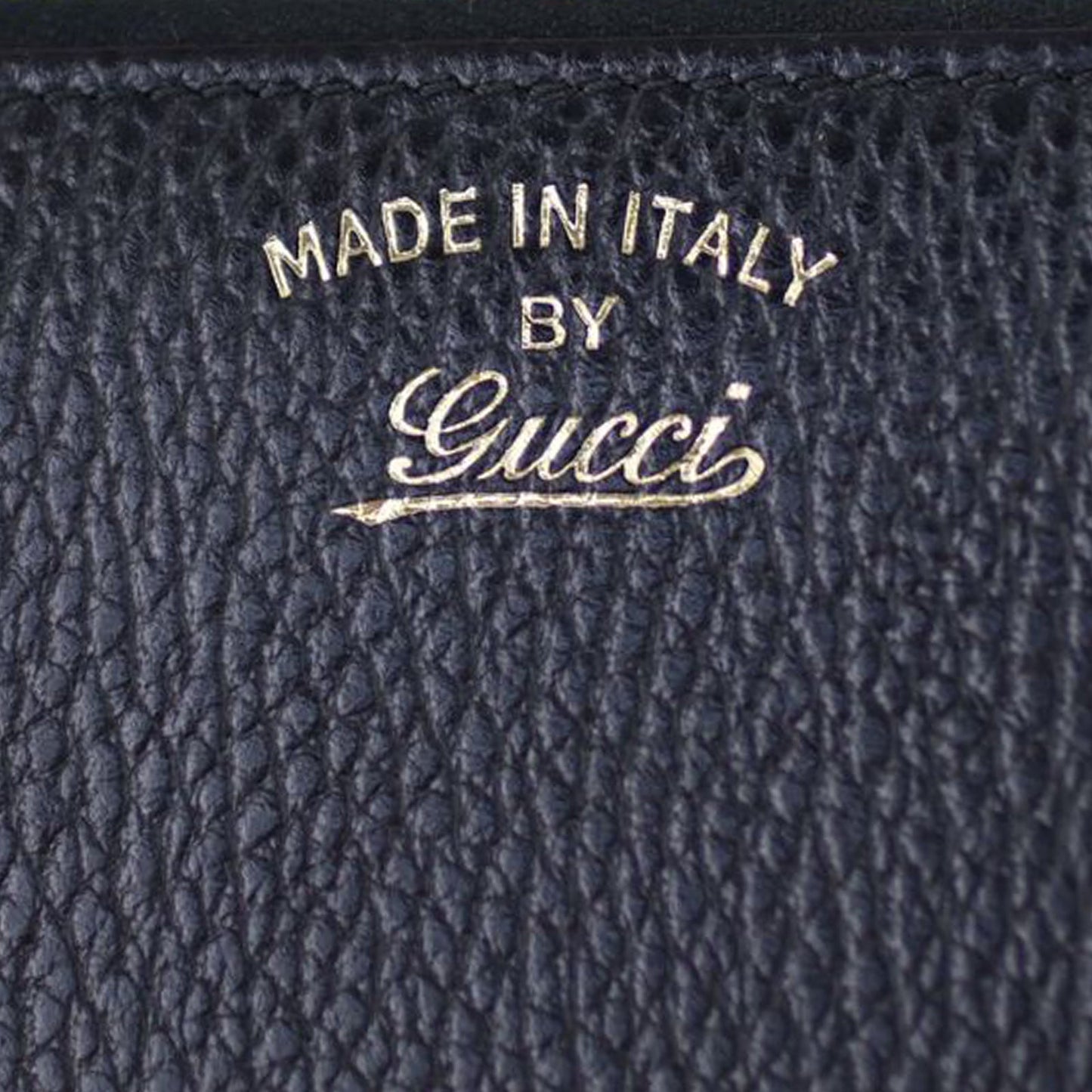 Gucci Swing Zip Around Wallet