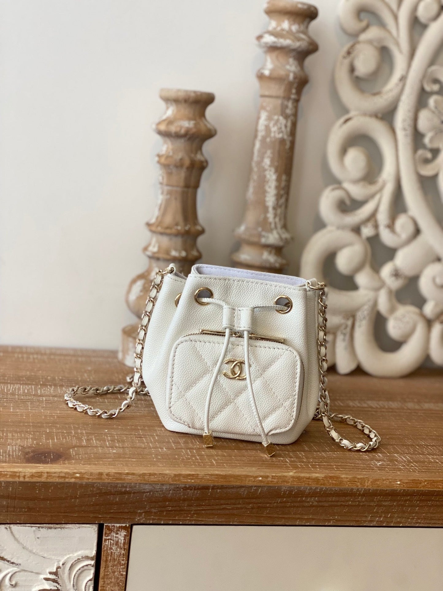 CHLMini Bucket Bag With Strap White For Women Bags 4.9in/12.5cm AP2913 B05052 10601