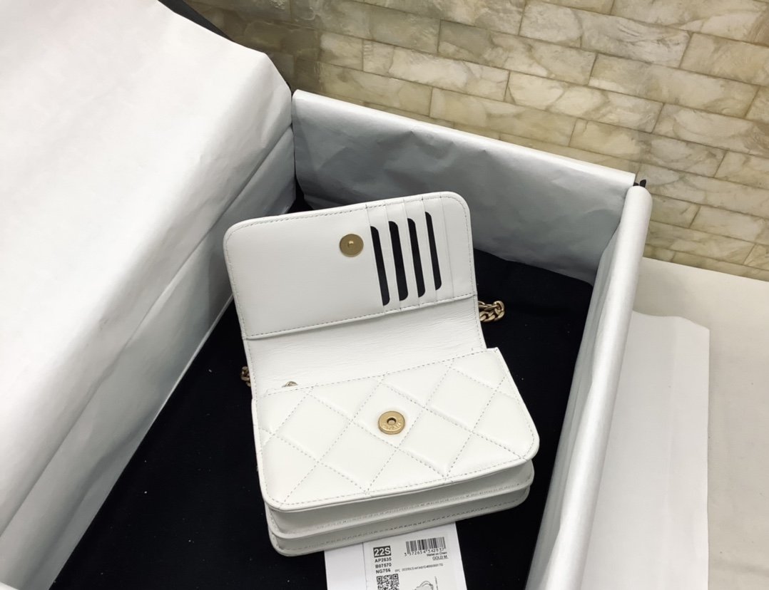 CHLSpring And Summer 22C White For Women Bags 6.1in/15.5cm