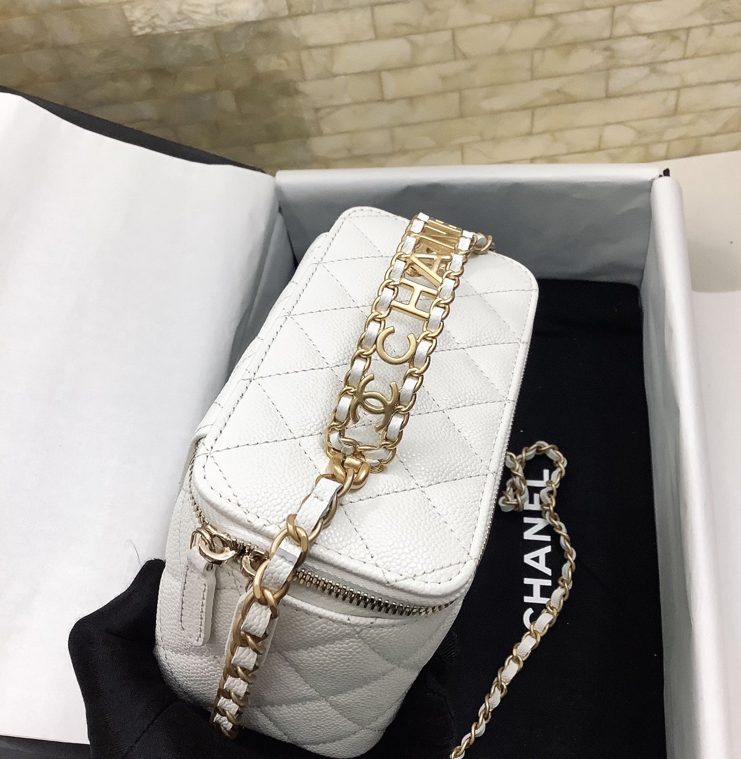 CHLSmall Vanity Case White For Women, Women’s Bags 5.9in/15cm