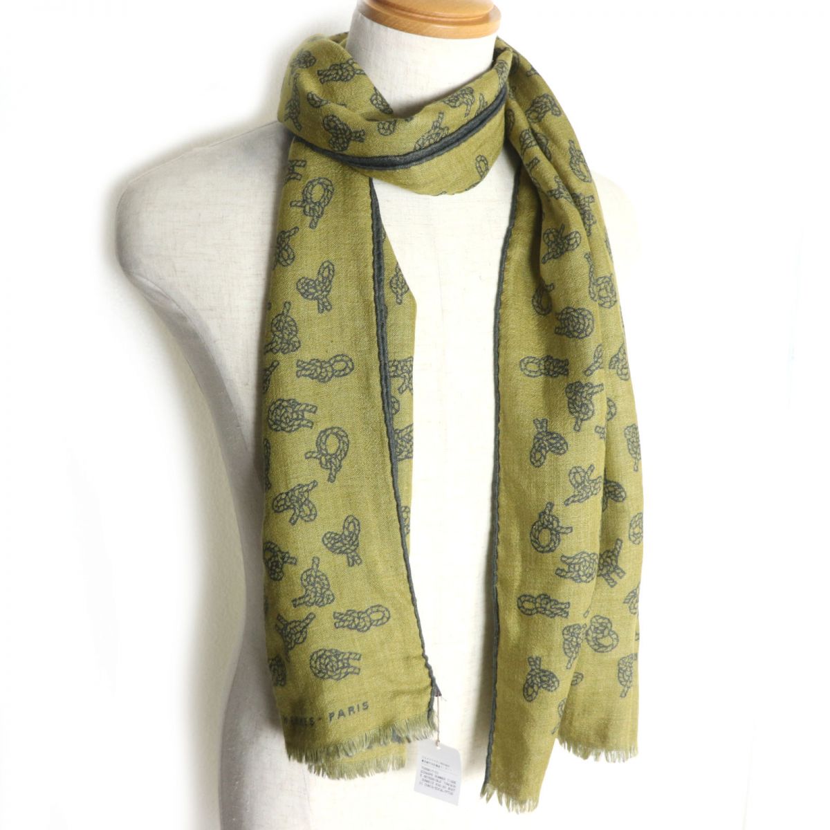HERMES Stall Main: 70% cashmere, Main: 30% silk Gray type mens  d
