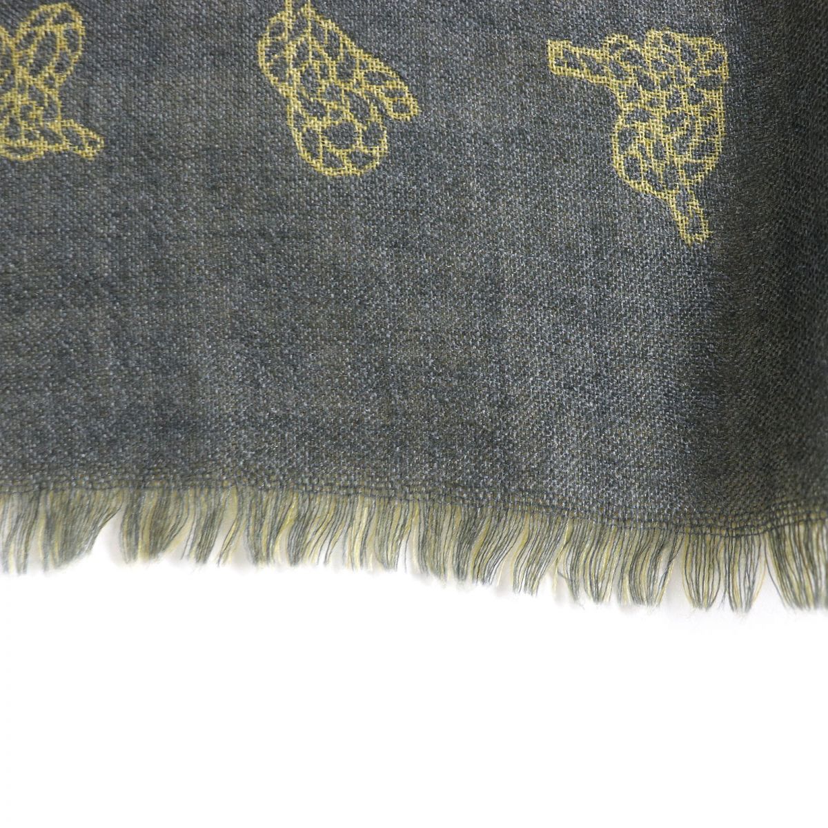 HERMES Stall Main: 70% cashmere, Main: 30% silk Gray type mens  d