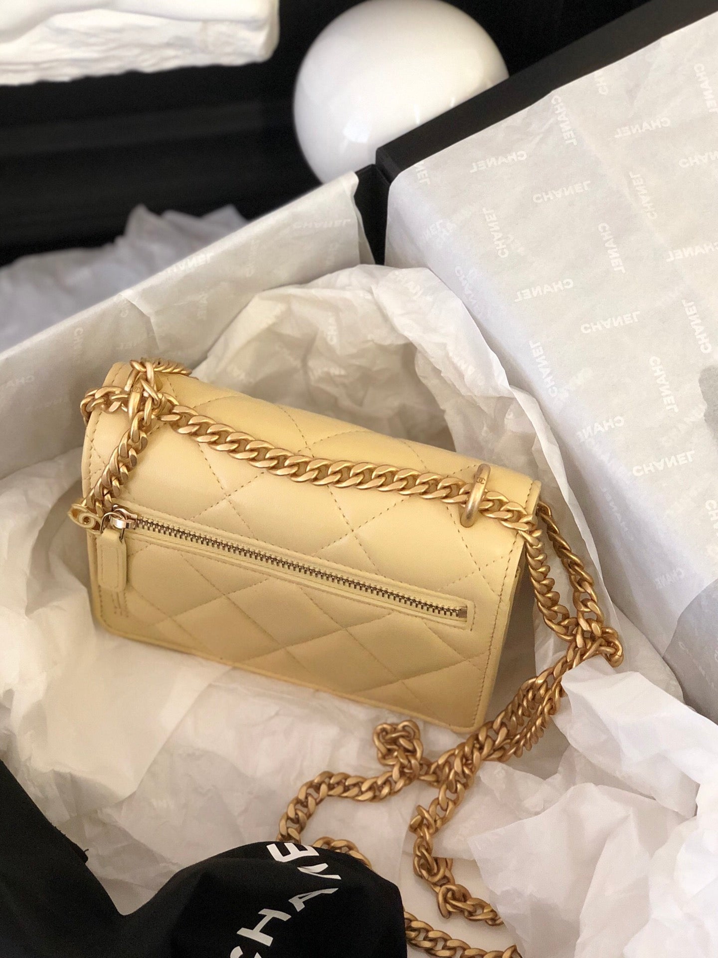 CHLSpring And Summer 22C Yellow For Women Bags 6.1in/15.5cm