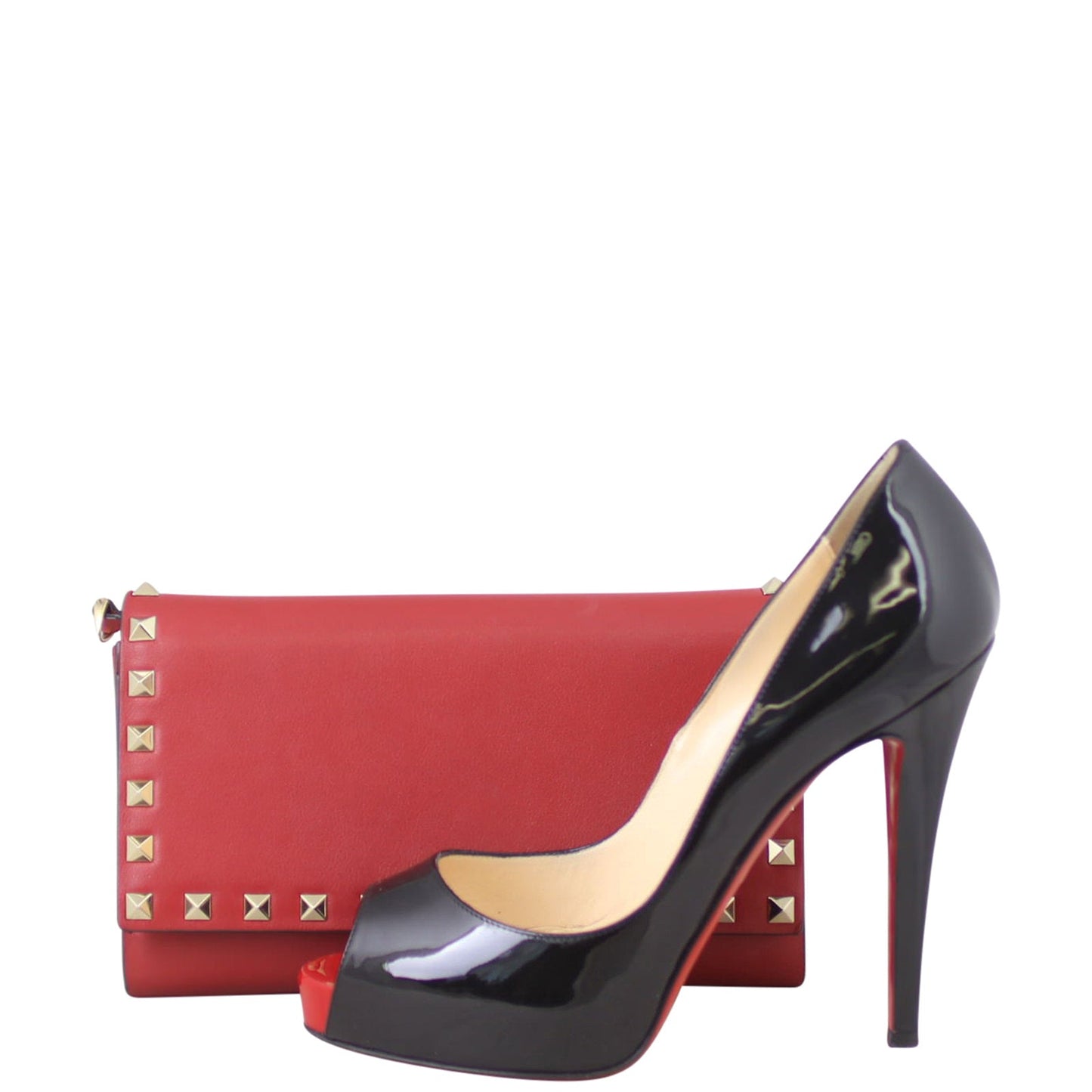 Valentino Rockstud Chain Wallet