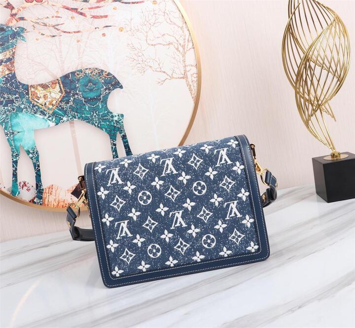 Top Quality Dauphine MM Denim Jacquard Monogram Pattern Navy Blue For Women,  Shoulder And Crossbody Bags 9.8in/25cm Top Quality M59631