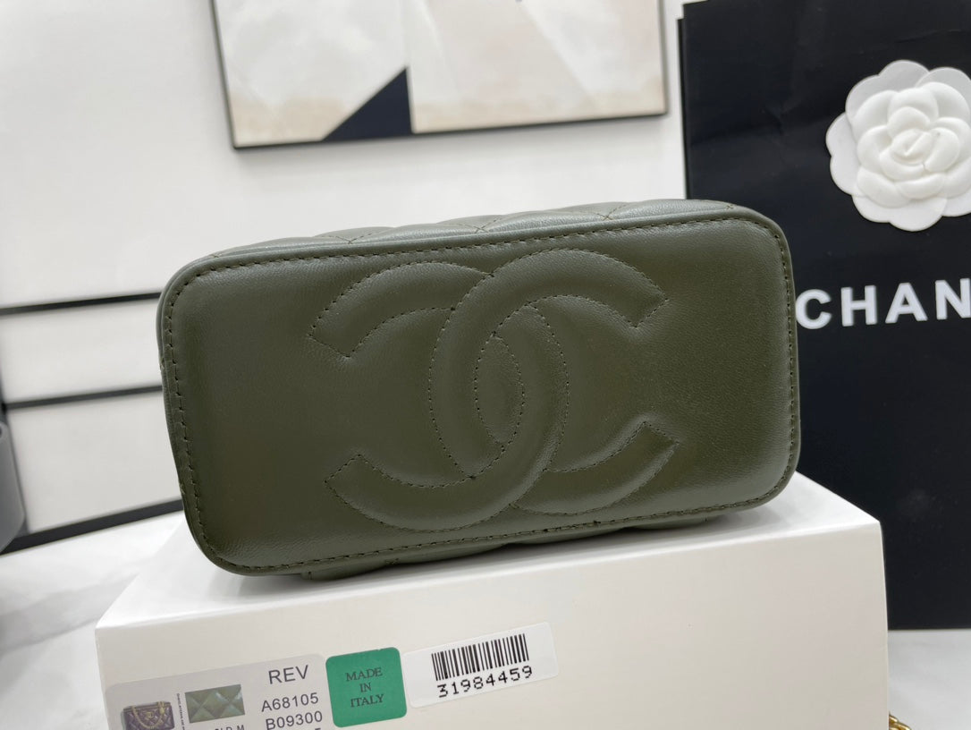 CHLSmall Vanity Case Emerald Green For Women, Women’s Bags 5.9in/15cm
