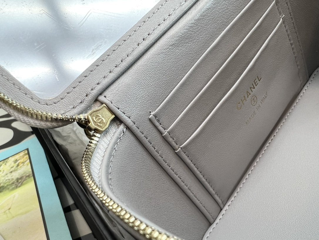 CHLVanity With Chain Gray For Women Bags 6.2in/16cm
