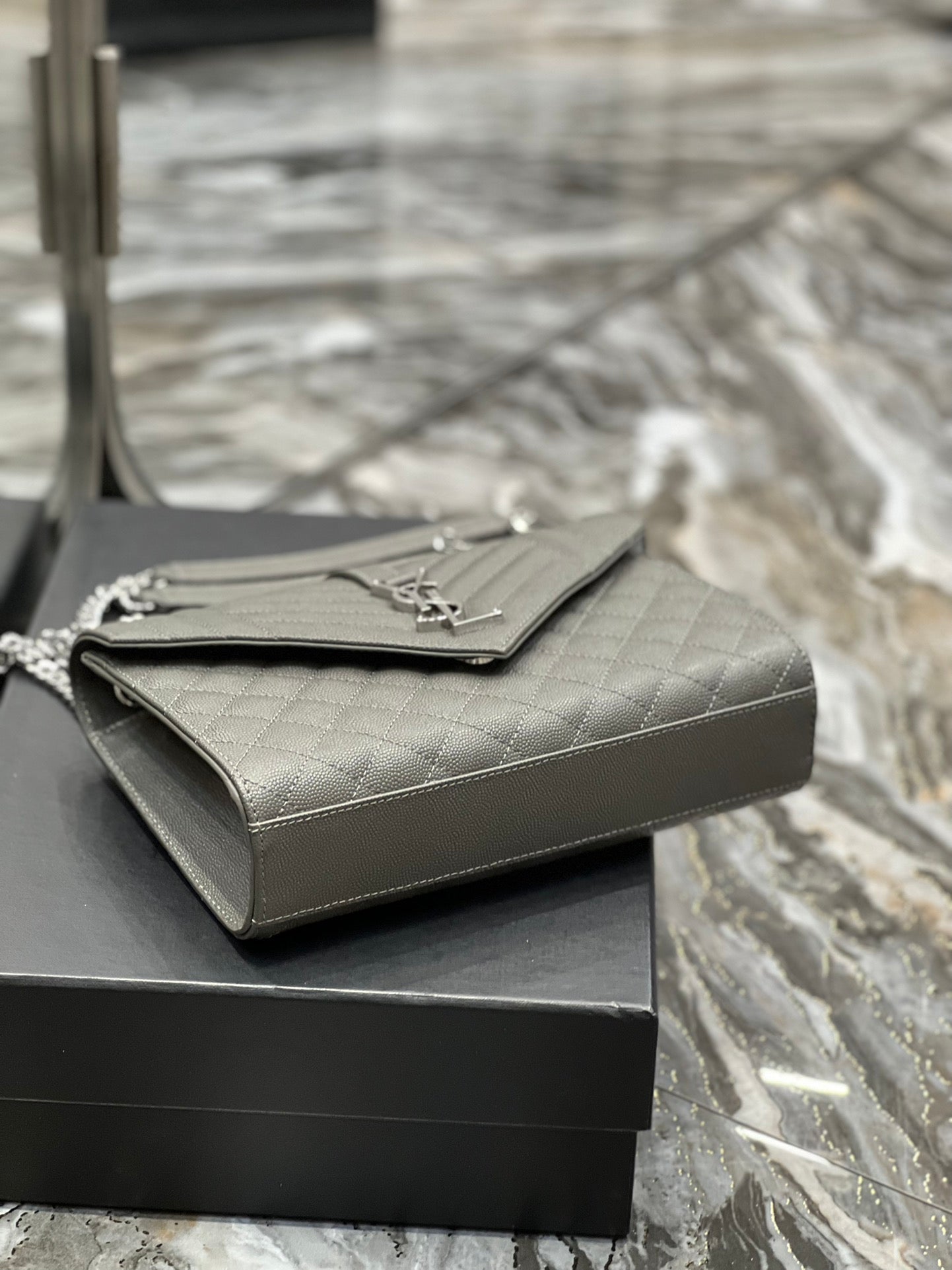 Top Quality Envelope MeTop Qualityum Chain Bag Dark Grey For Women, Women’s Bags 9.4in/24cm YSL